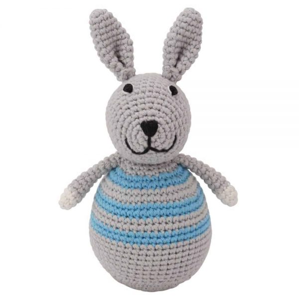 Stehaufmännchen Baby gehäkelt, Hase BOBBY (blau), sindibaba 12289