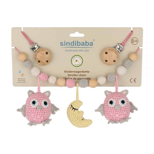 Gehäkelte Kinderwagenkette mit 2 Eulen (rosa) & Mond in Verpackung