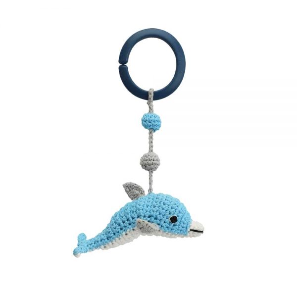 Gehäkelte Kinderwagenkette mit Delfinen & Ball (blau, Rasselgeräusch)