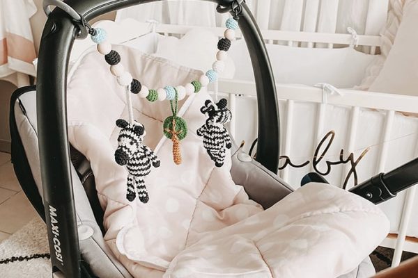 Zebra STRIPEY Kinderwagenkette mit Befestigungsringen